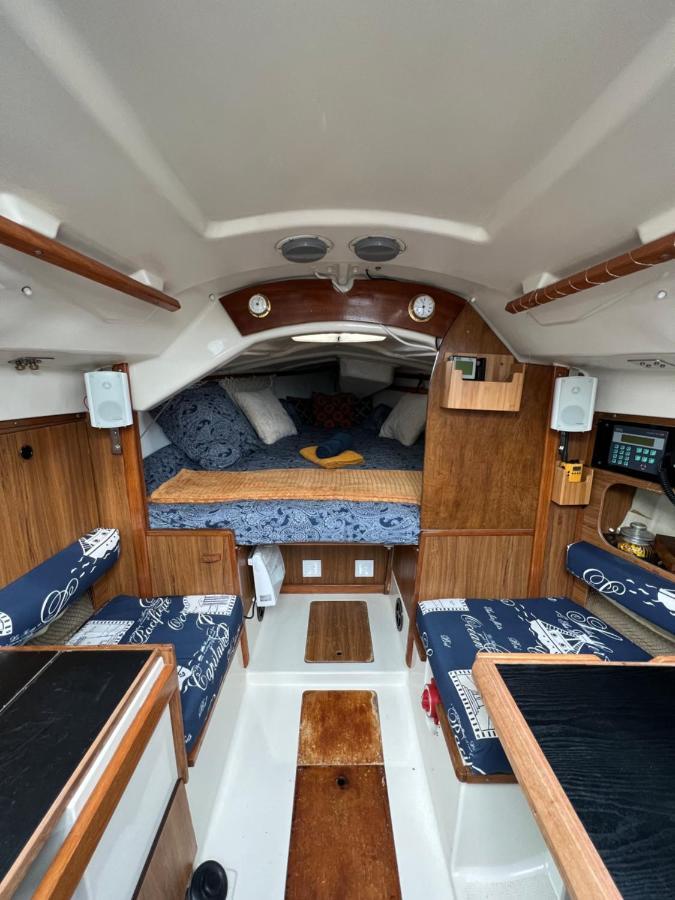Nuit Insolite Sur Un Bateau Au Havre Гавр Экстерьер фото
